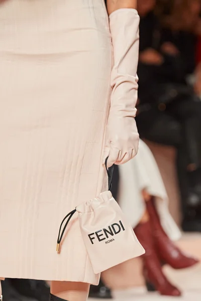 Look 128